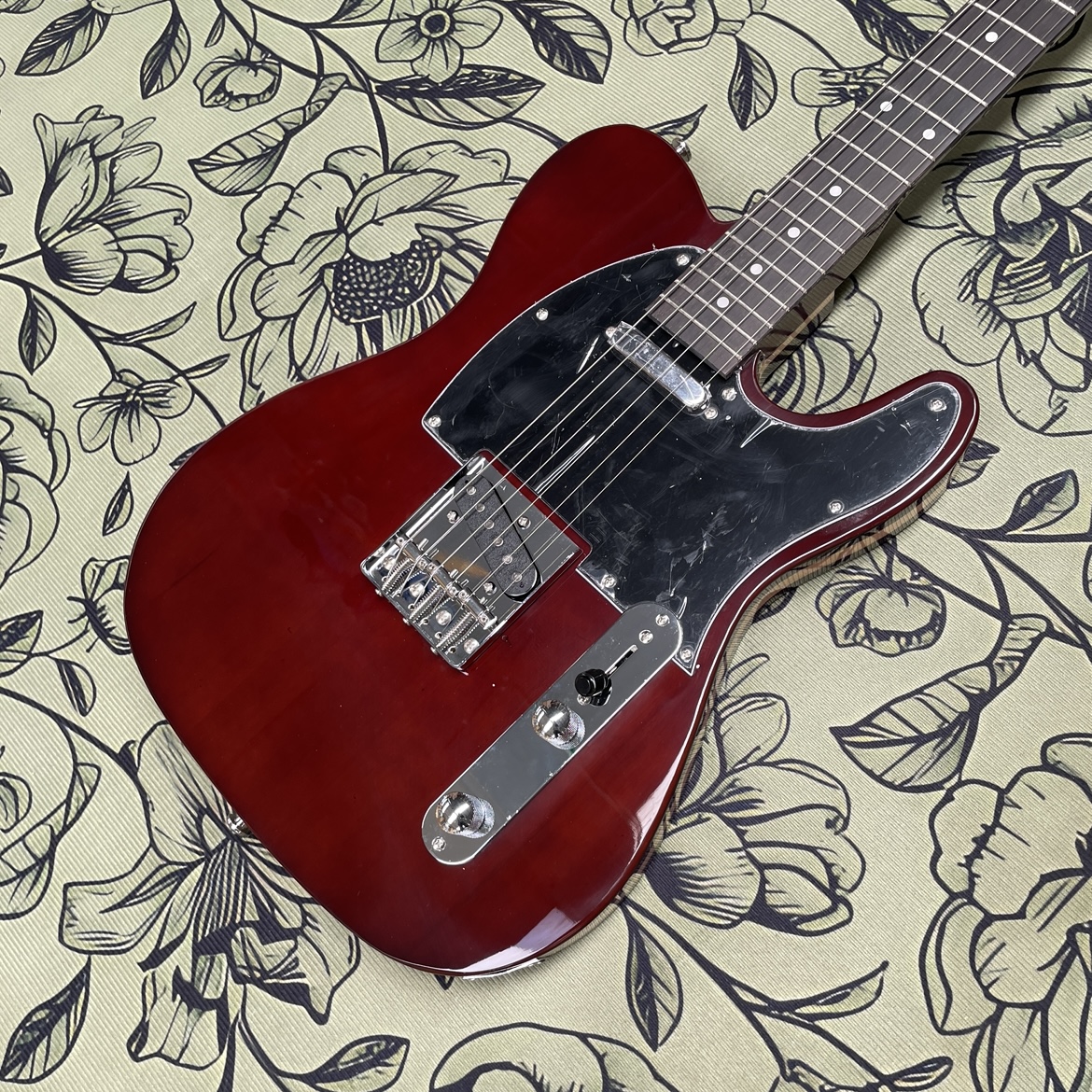 Collectible Vintage Wine - Wine-red electric guitar with black pickguard