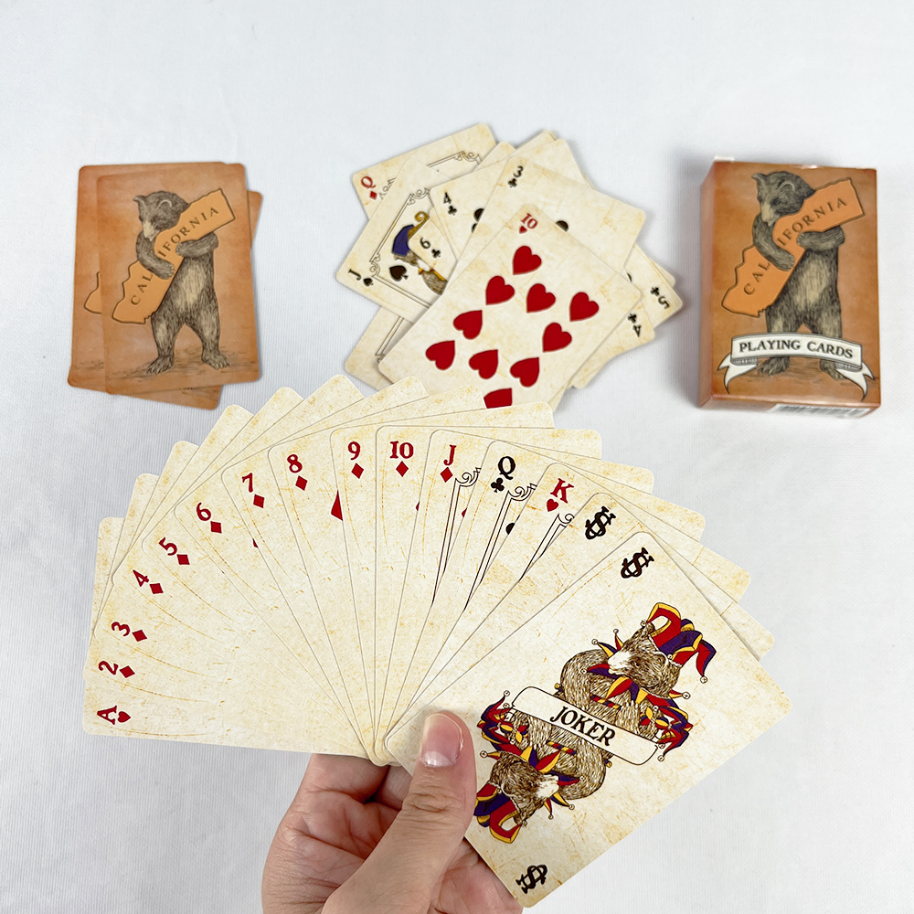 57x72mm Vintage Colourful Bear - огляд і ціна Vintage Collectible Playing Cards