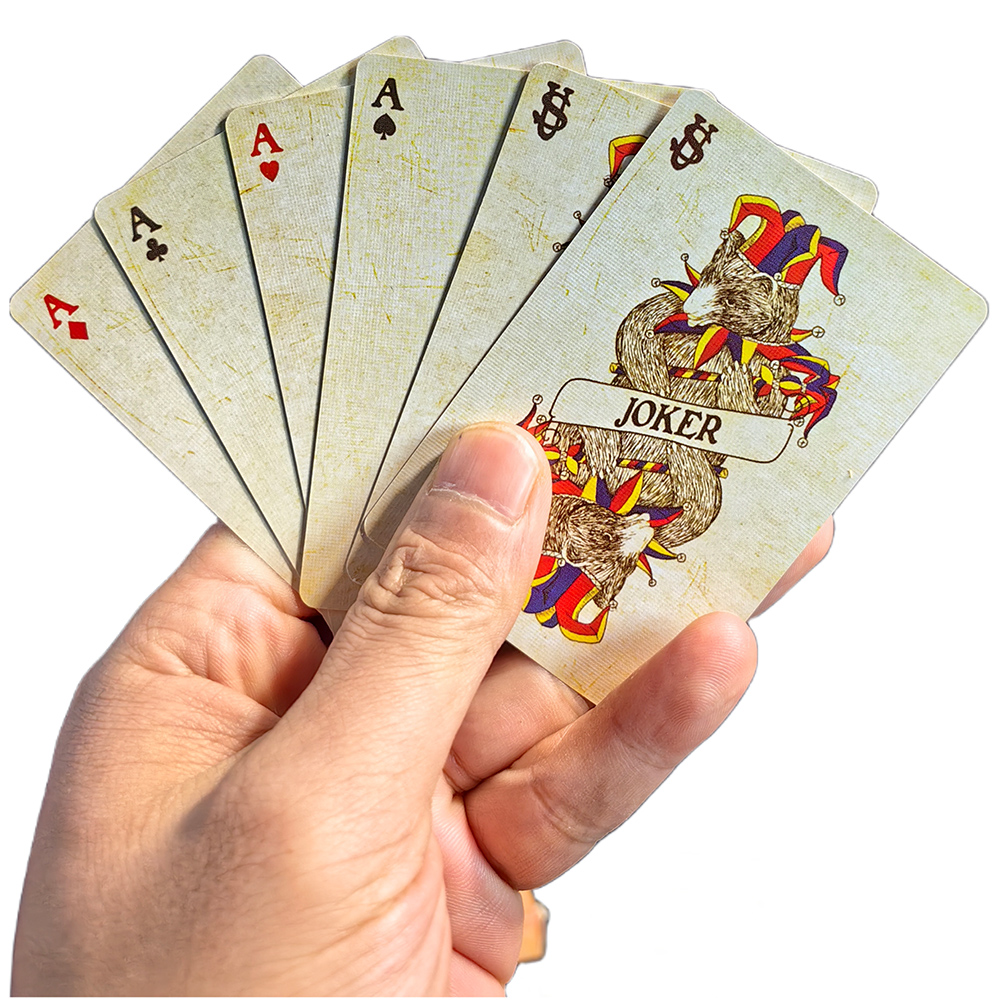 57x72mm Vintage Colourful Bear - огляд і ціна Vintage Collectible Playing Cards